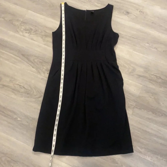 Vero Moda little black  dress with pockets - Picture 10 of 10